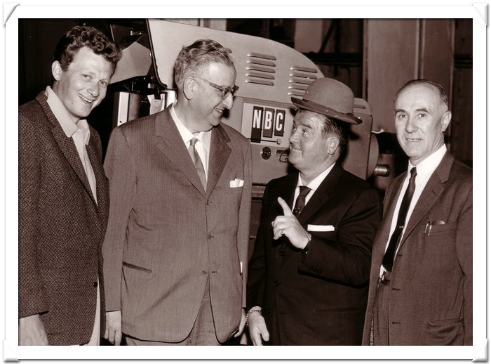 27 Los Angeles 1958 (Con Lou Costello).jpg